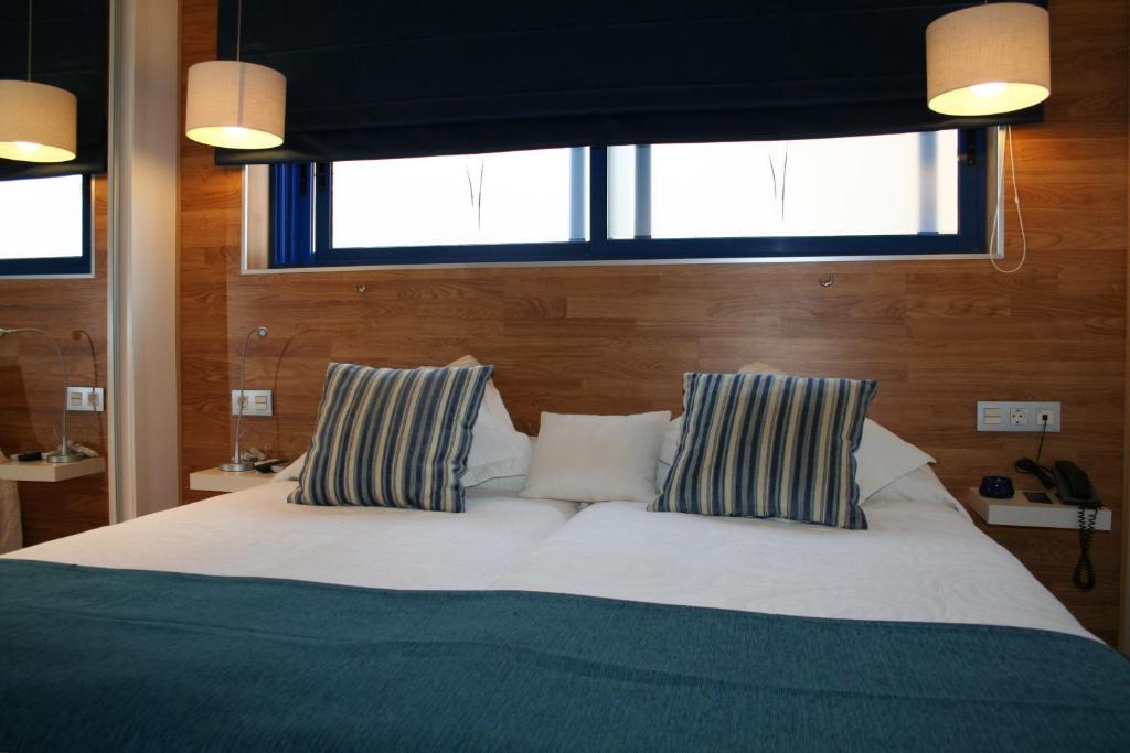 Hotel Fetiche Alojamiento Con Encanto Benidorm Pokój zdjęcie